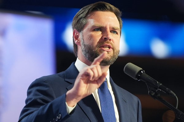 JD VANCE ESCANCARA A CRISE DO OCIDENTE: CENSURA, IMIGRAÇÃO E O COLAPSO DA DEMOCRACIA NA EUROPA
